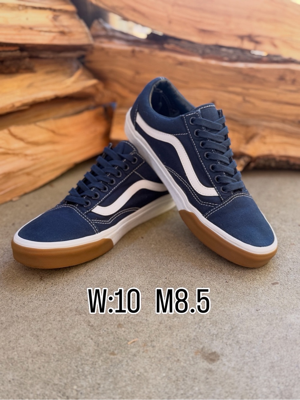 Vans Old Skool Low-Top Sneakers in Navy with Gum Sole